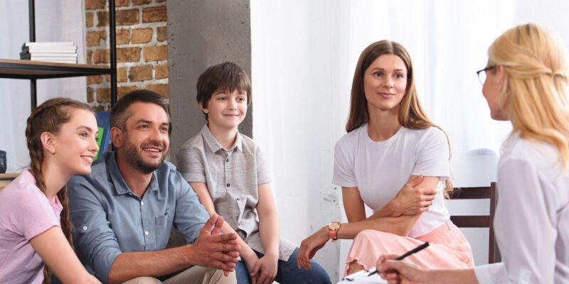 What Is Family Systems Therapy and How Does It Work?